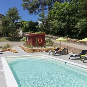 Logis Et Le Savigny 3* Blacé